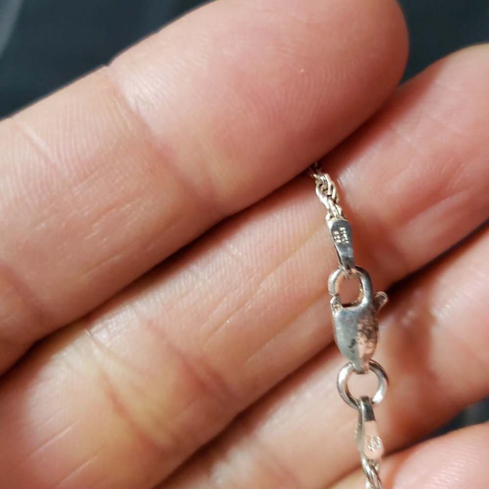 Sterling silver pendant and chain - Picture 6 of 7
